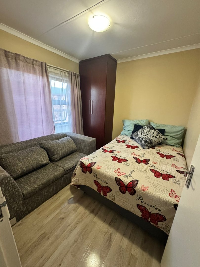 2 Bedroom Property for Sale in Lourierpark Free State